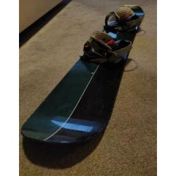 Snowboard 157cm voor de wintersport te koop