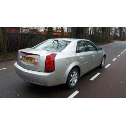 Cadillac CTS 2.6 V6 Comfort 160DKM BJ 2005