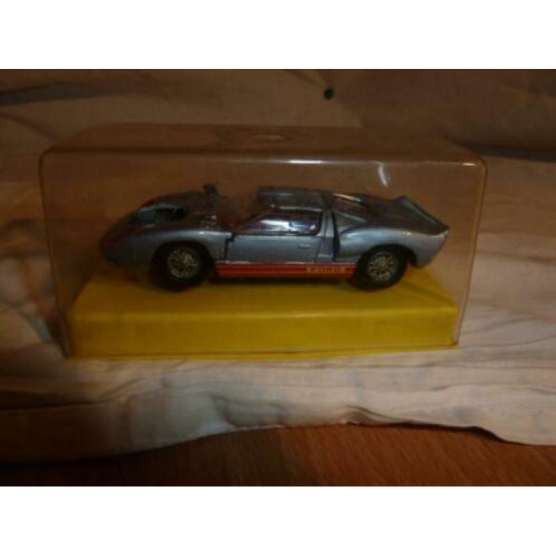 Dinky Toys Ford MTB 21G zie foto's