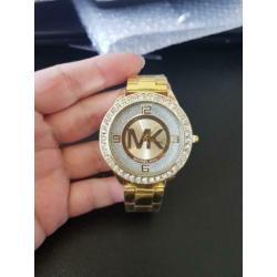 Verschillende dames horloge's partij