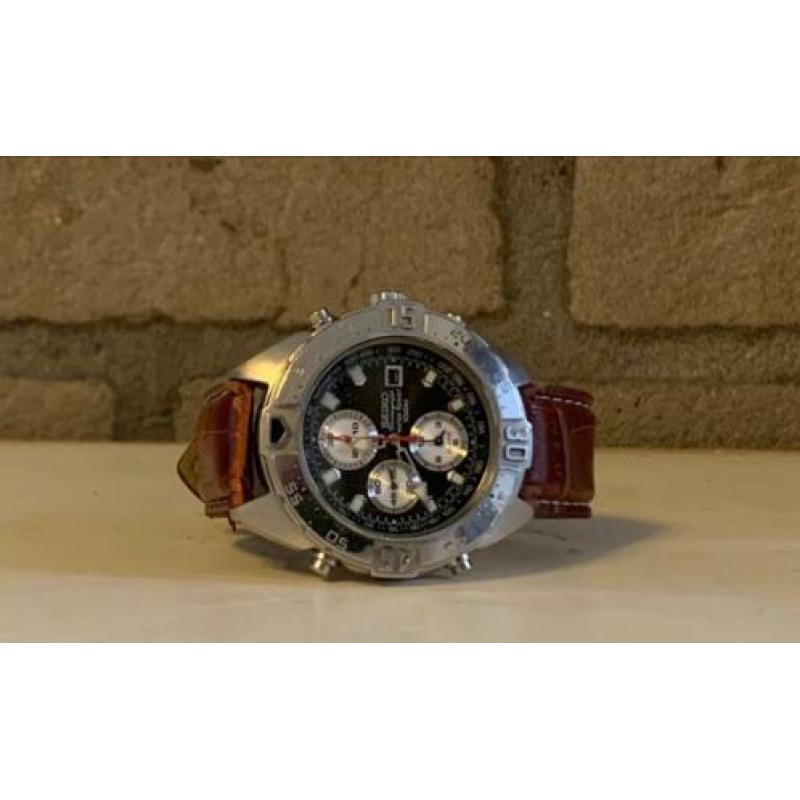 SEIKO Chronograph met nieuwe horloge band ( vintage )