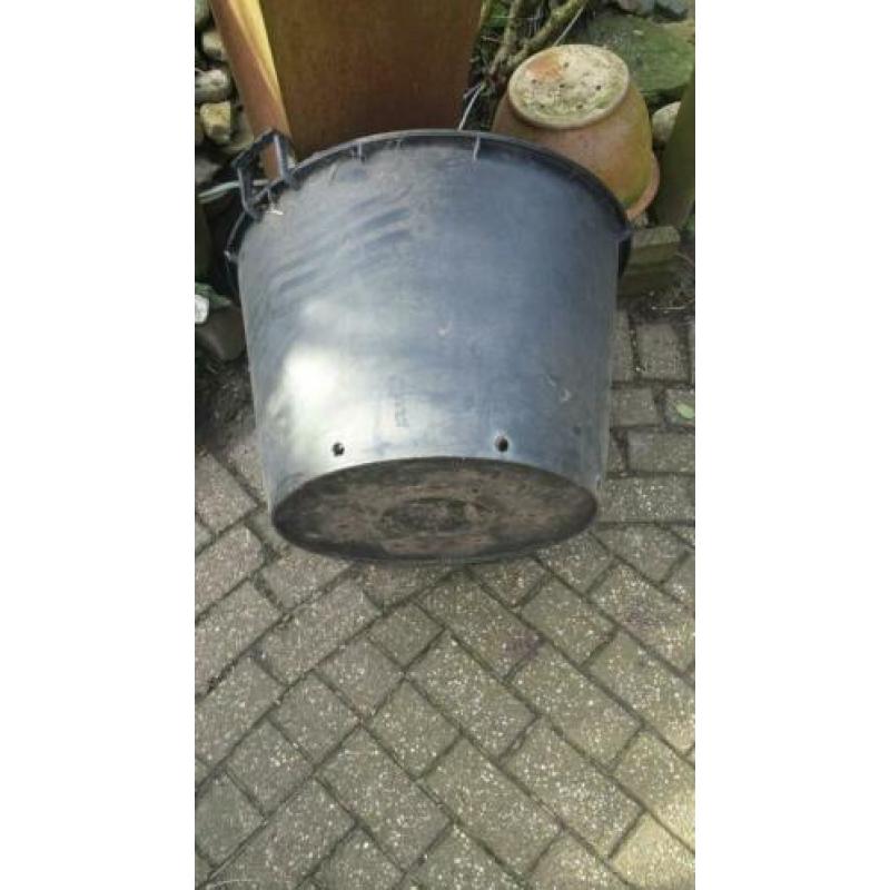 Plastic bak 130 liter