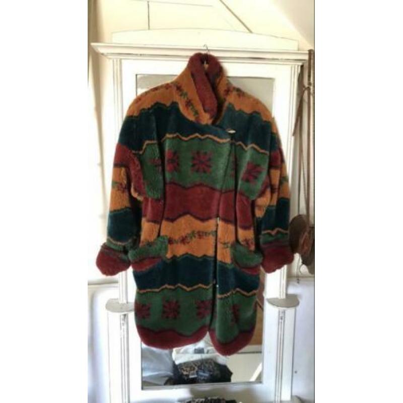 Fluffy teddy jas vintage houtje touwtje Skila