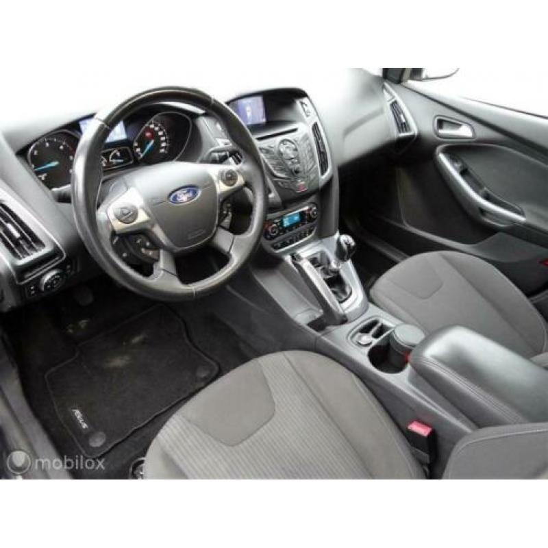Ford Focus - 1.6 TDCi Titanium | Navi | PDC