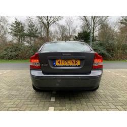 Volvo S40 1.8 Momentum youngtimer met nieuwe koppeling