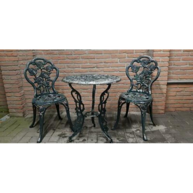 Bistro Set - metaal - tuintafel met twee tuinstoelen