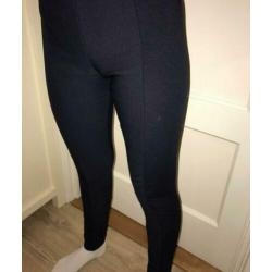Donkerblauwe geribde jegging van H&M maat M