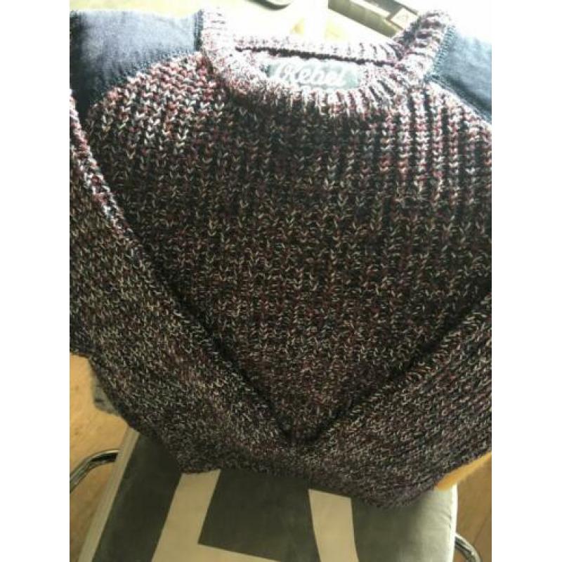 Rebel trui mt 128 Bordeaux blauw wit jongen