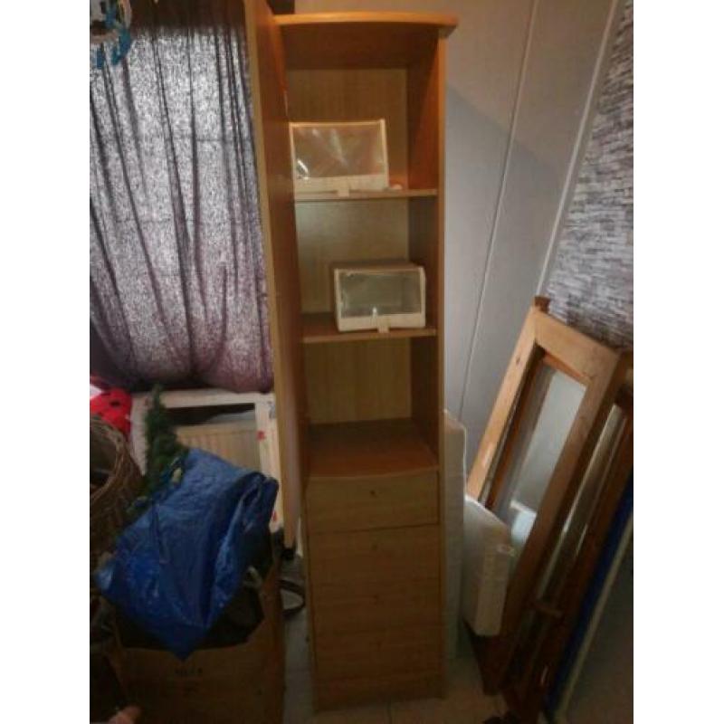 Kast.