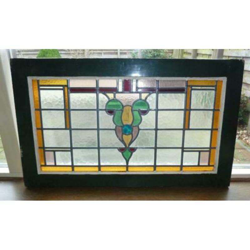 Glas in lood raam, 83 cm 48 cm.