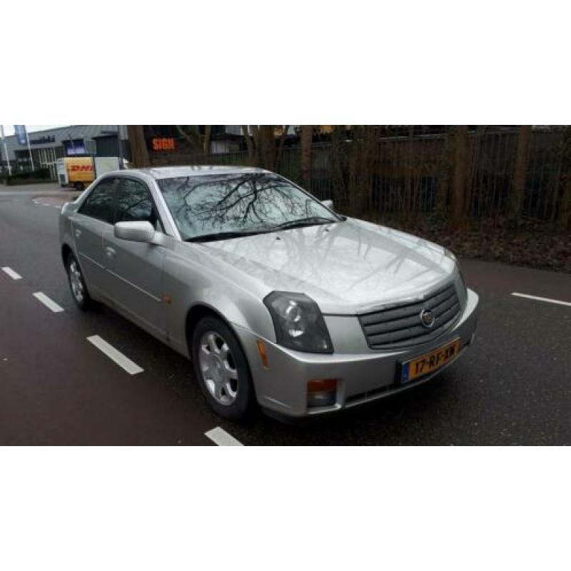 Cadillac CTS 2.6 V6 Comfort 160DKM BJ 2005