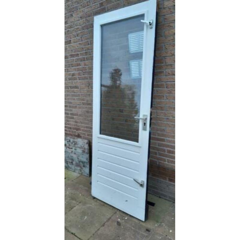 Gratis. Achterdeur. 225x82,5