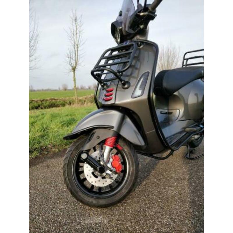 Nieuwe Vespa Sprint Agaat Grijs 2020 iget!!