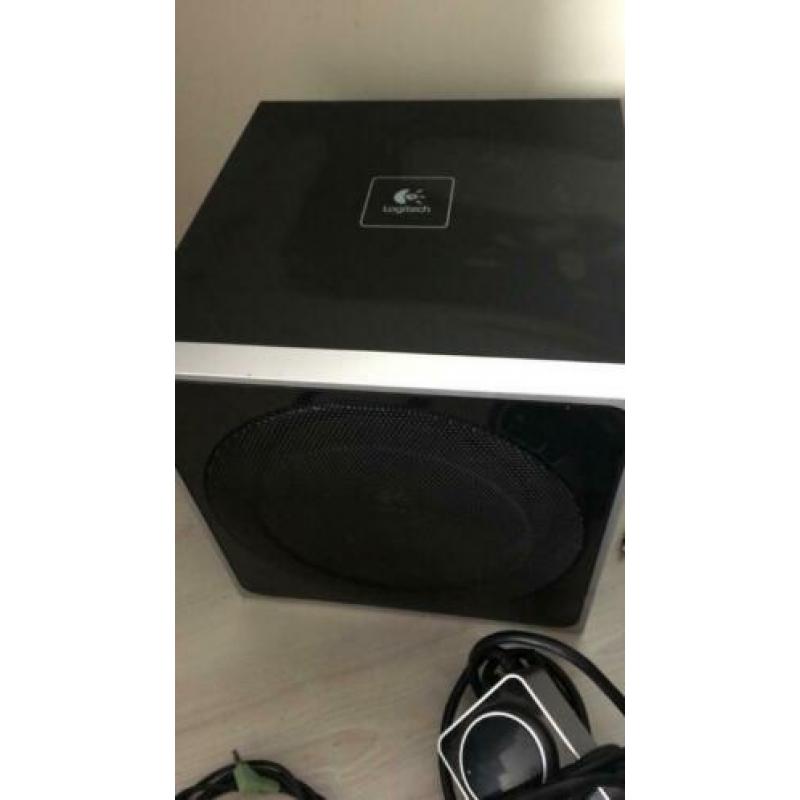Speaker set