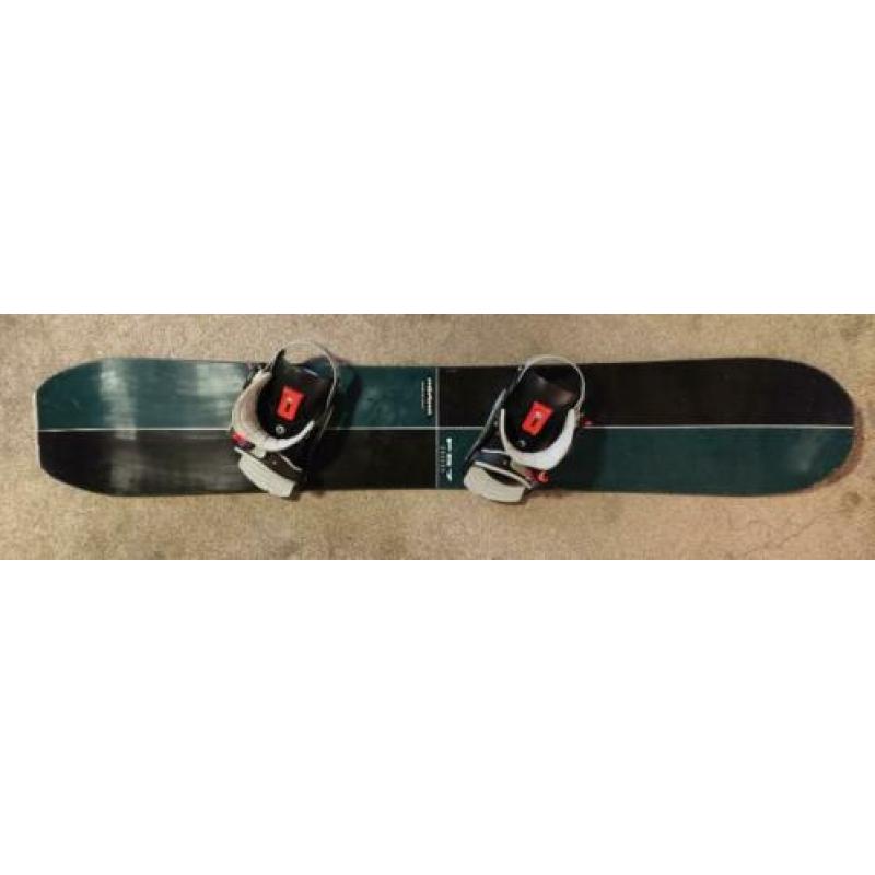 Snowboard 157cm voor de wintersport te koop