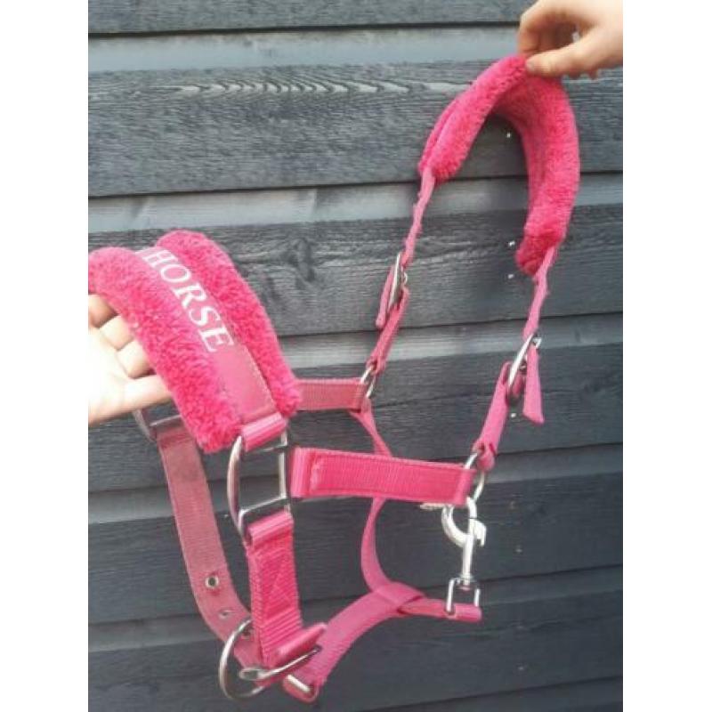 Roze halster met bontje