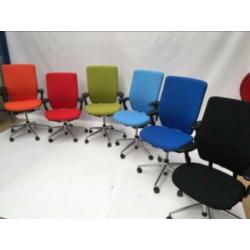 Vitra , bureaustoel , blauw (nieuwe stoffering)