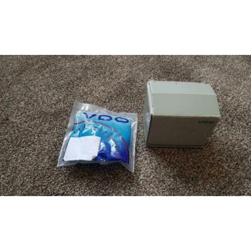 Nieuwe VDO drinkwater meter met chromen ring 4-20mA