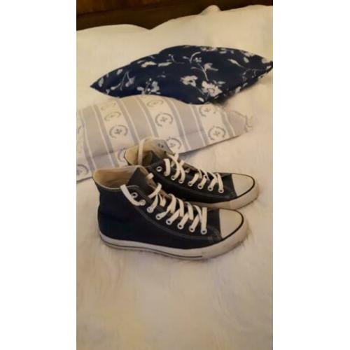Donkerblauwe hoge Converse All Stars sneakers maat 41