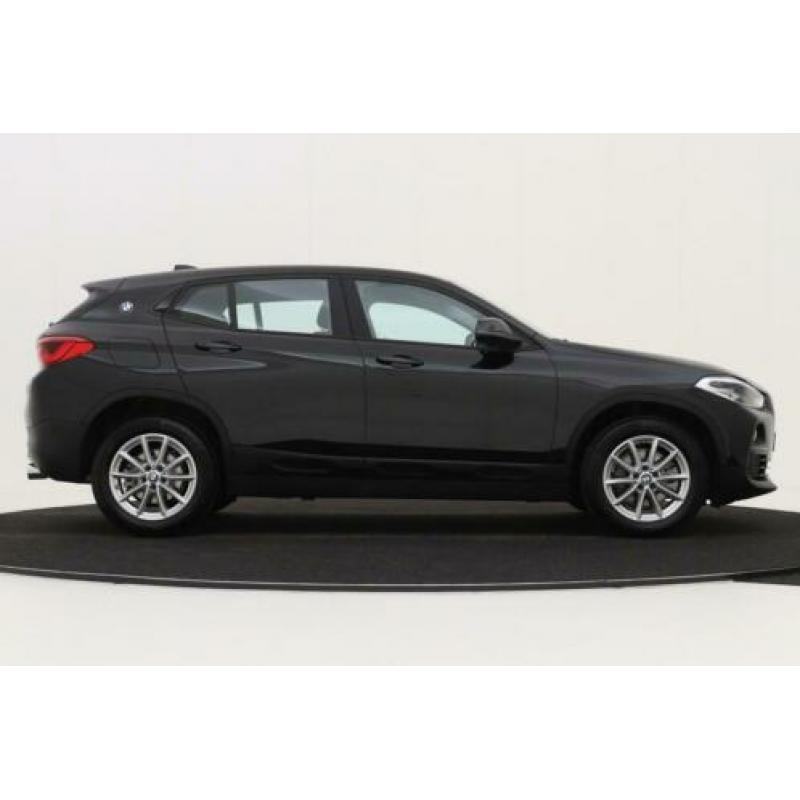 BMW X2 sDrive20i | Navigatie | Sportstuur | Stoelverw | Crui