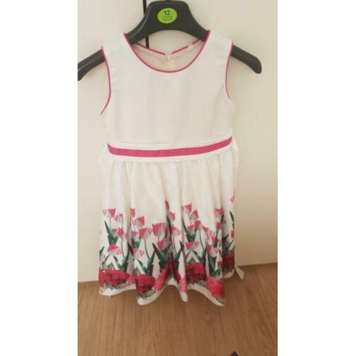 2 mooie Feestjurkjes te koop