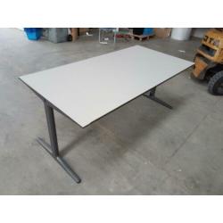 partij bureau's Ahrend Mehes HPL 80x190cm €150,- p.stuk