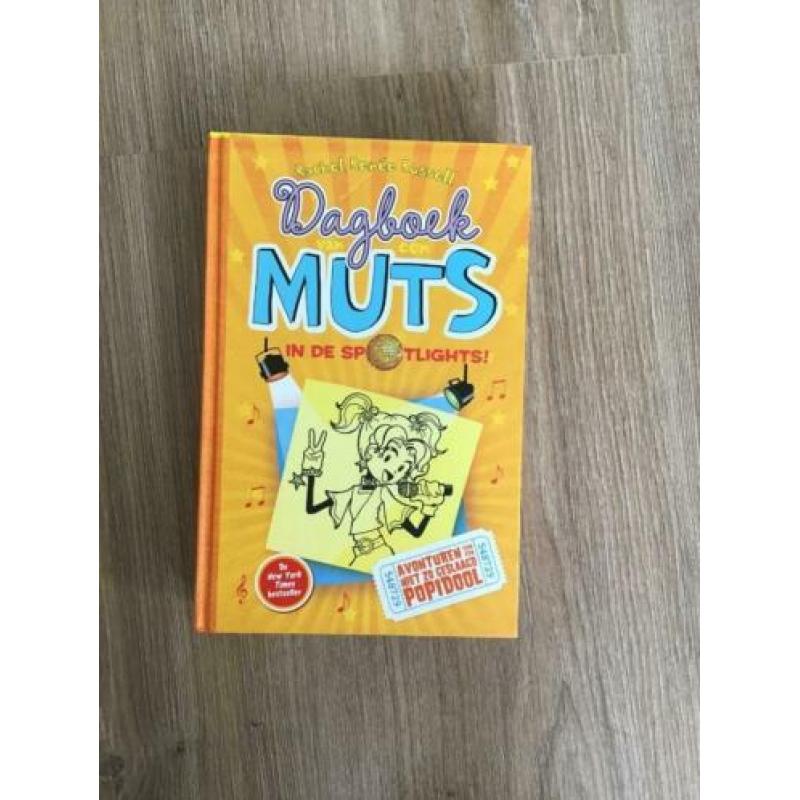 Dagboek van een muts. Deel 1 t/m 11