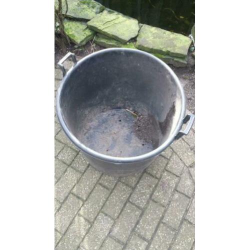 Plastic bak 130 liter