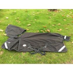 Winterdeken regendeken met hals 300 gram maat 195