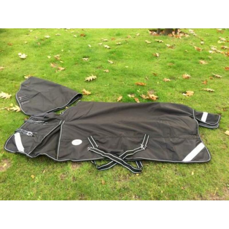 Winterdeken regendeken met hals 300 gram maat 195