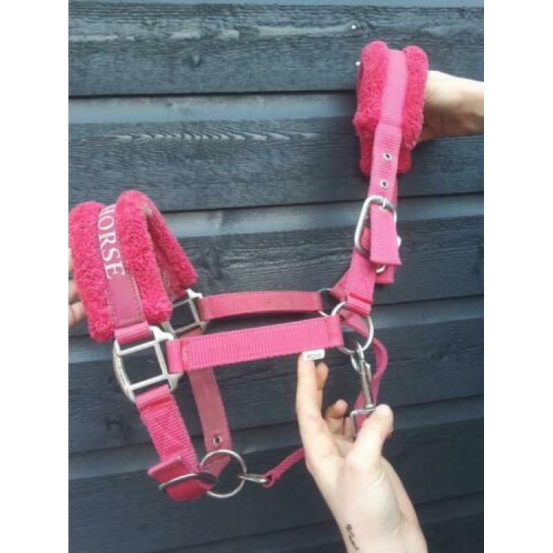 Roze halster met bontje