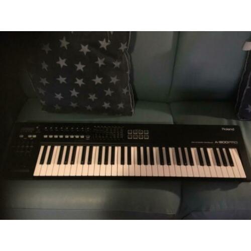 Roland A800 Pro