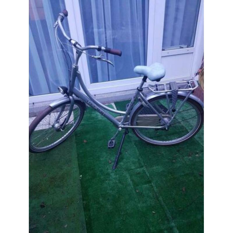 Als nieuw fiets van het merk BATAVUS te koop