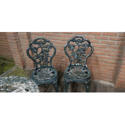 Bistro Set - metaal - tuintafel met twee tuinstoelen