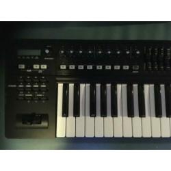 Roland A800 Pro