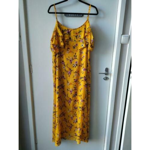 Lange gele off shoulder jurk ZGAN mt 52