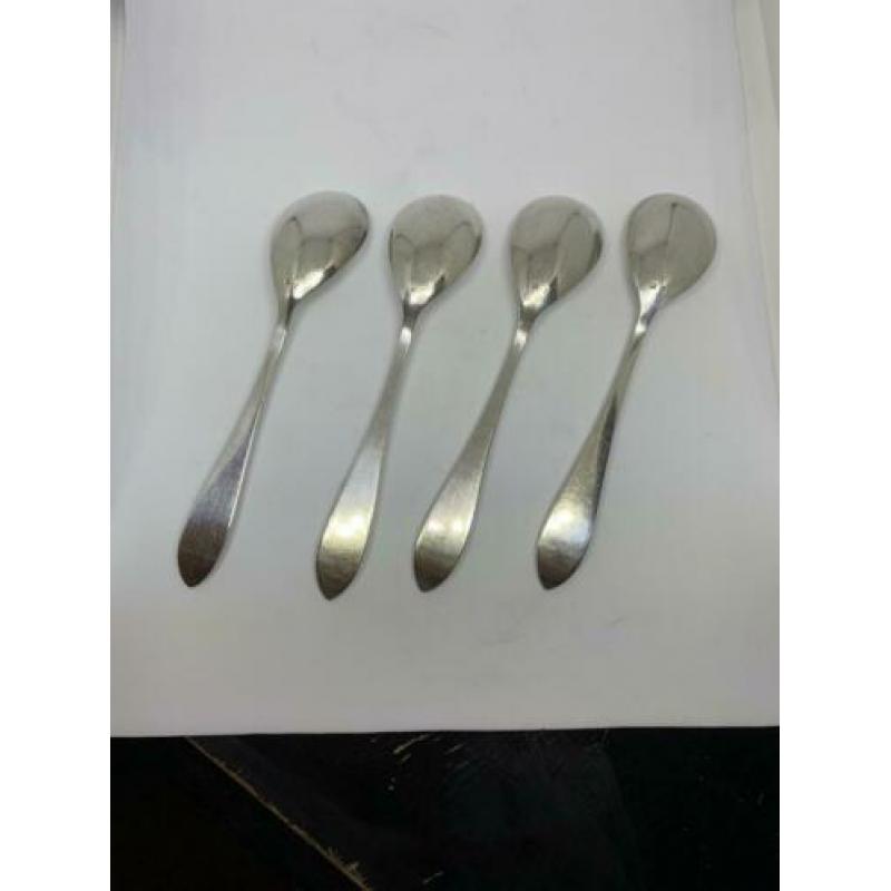 Dessertlepeltjes zilver 833/1000 puntfilet