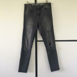 Skinny jeans met scheuren van de H&M in maat s