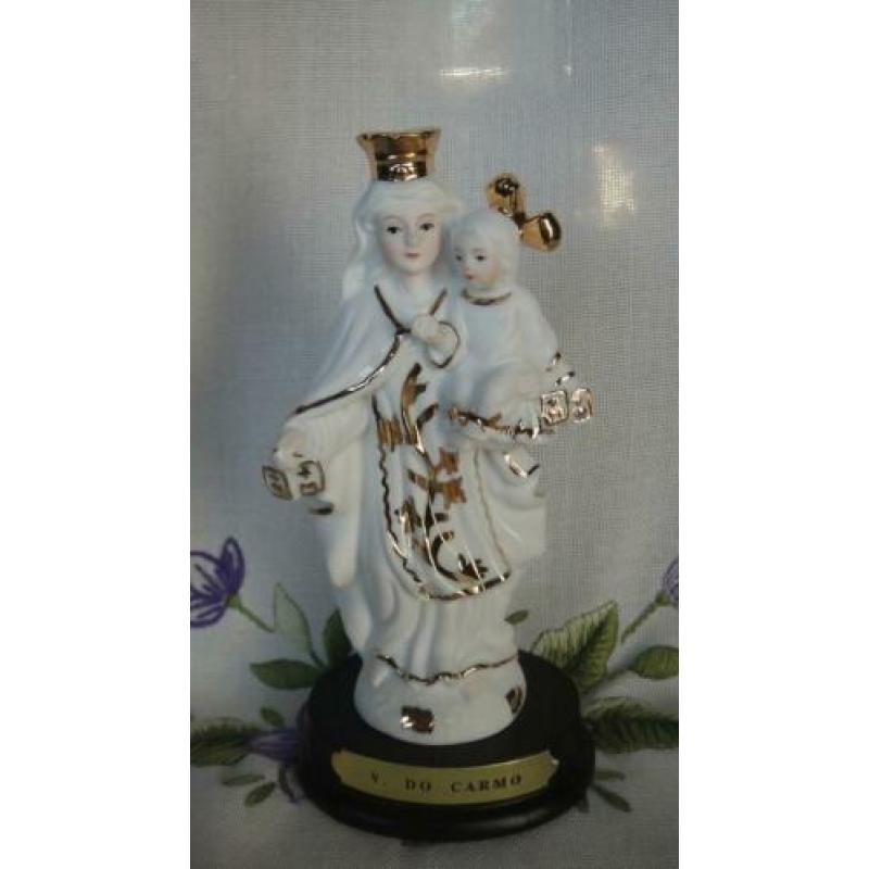 Wit met goud porseleinen beeldje O.L.Vrouw van de Carmel