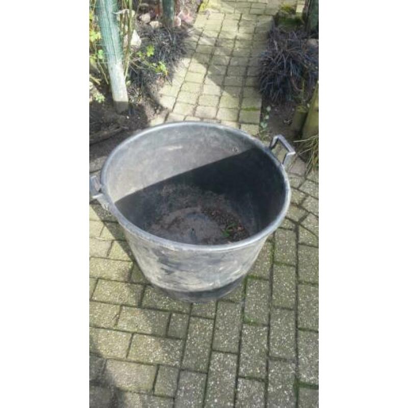 Plastic bak 130 liter