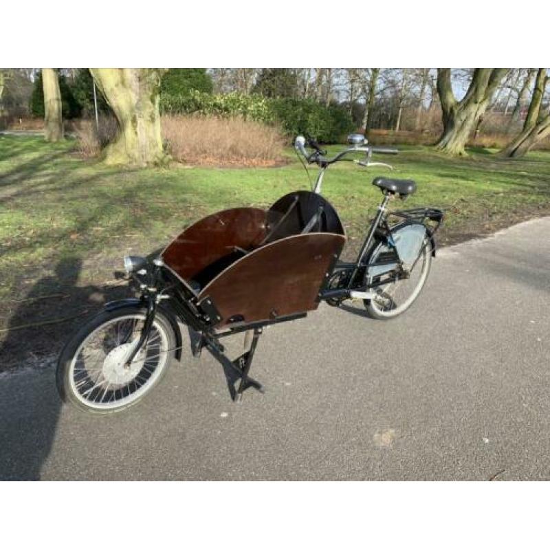 Zeer nette Bakfiets, van de Fietsfabriek, 5 versnellingen.