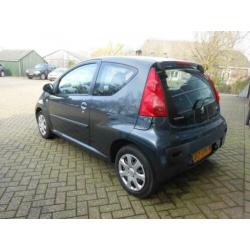 Peugeot 107 1.0-12V Sublime