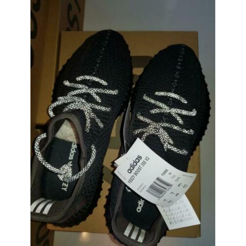 yeezy boost 350 v2 static black maat 44 2/3 DEADSTCOCK