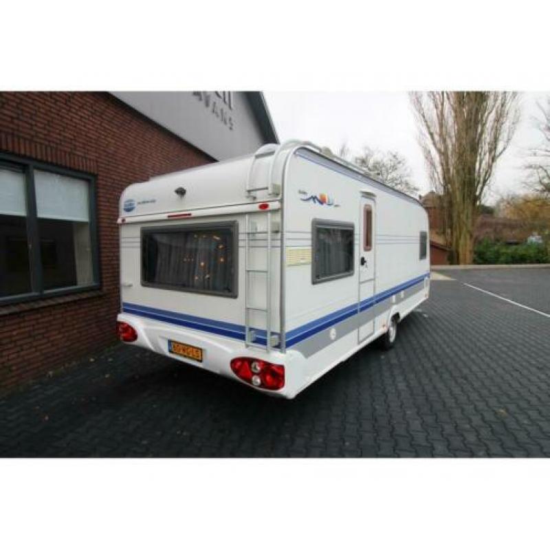 Hobby Excellent Easy 560 UFE 2005-Voortent-Rondzit-Fransbed