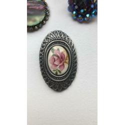 3 oude broches