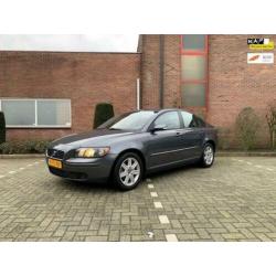 Volvo S40 1.8 Momentum youngtimer met nieuwe koppeling