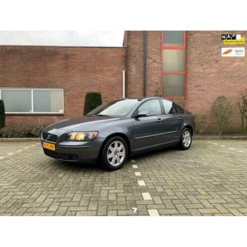 Volvo S40 1.8 Momentum youngtimer met nieuwe koppeling
