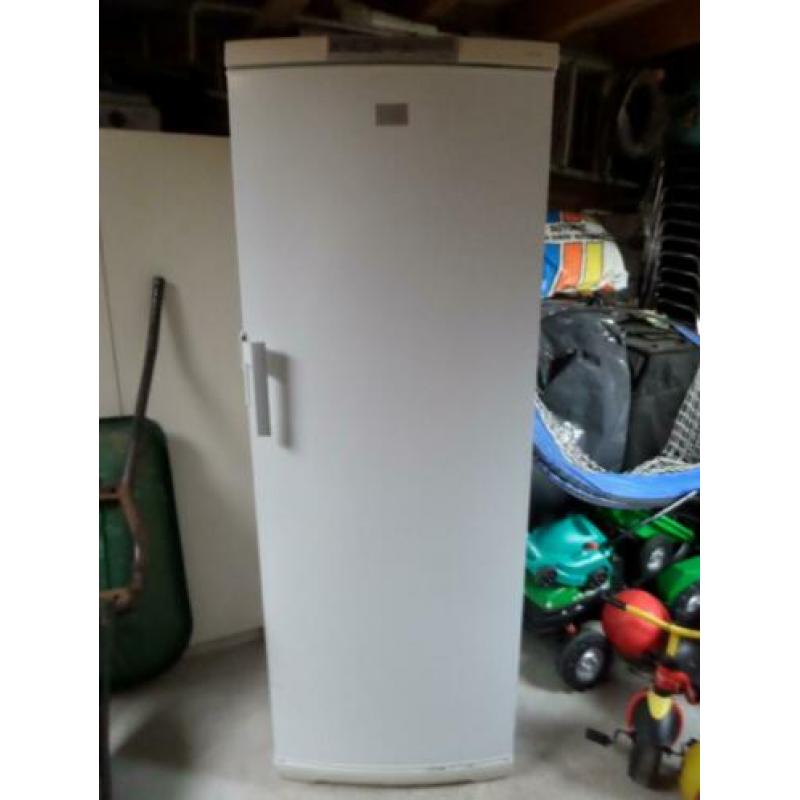 diepvrieskast 7 laden Electrolux / Aeg no frost Artis