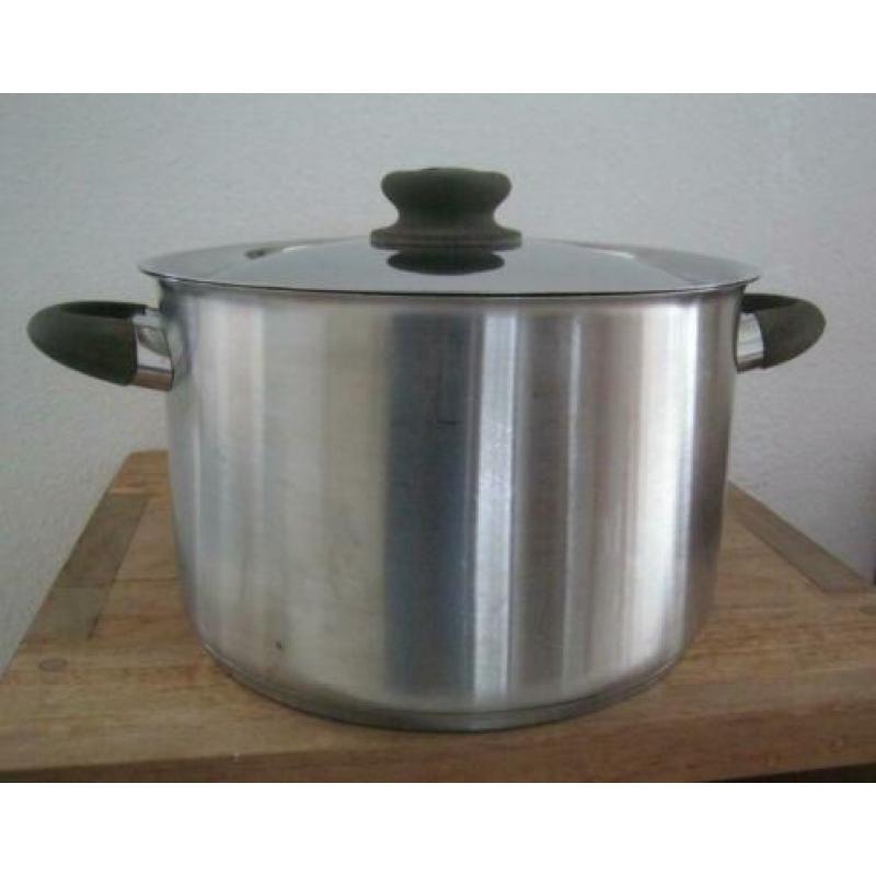 Pannnen o.a. soeppan 7,5 liter BK karaat