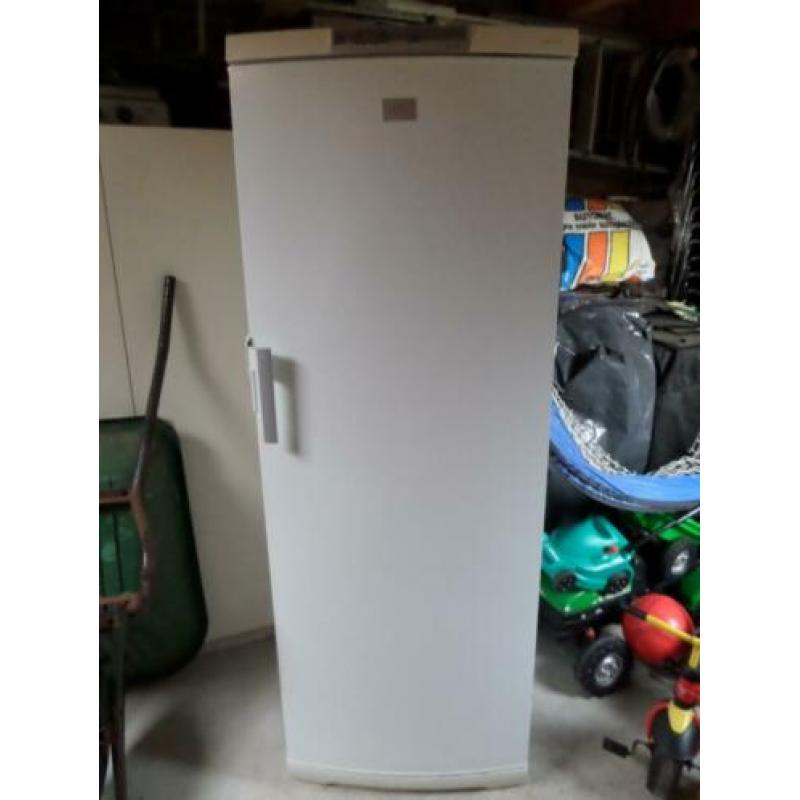 diepvrieskast 7 laden Electrolux / Aeg no frost Artis